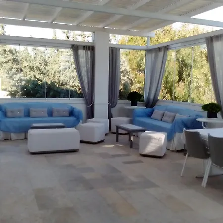 Kedros Apartmanhotel 3*