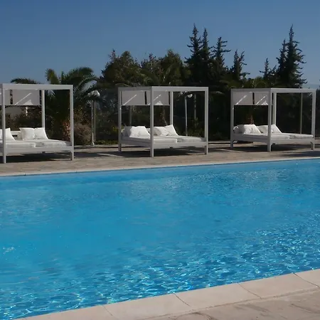 Kedros Apartmanhotel 3*