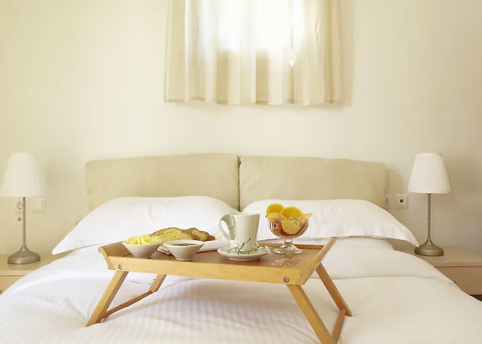 Kedros Aparthotel 4*