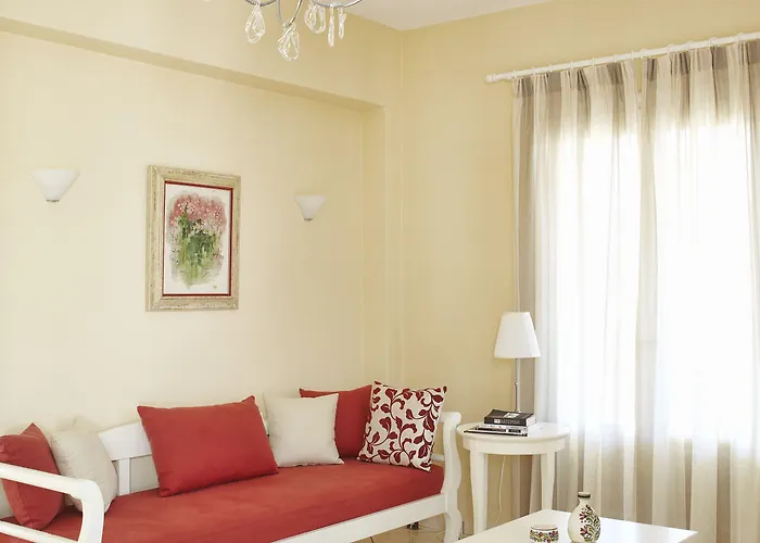 Kedros Aparthotel 4*