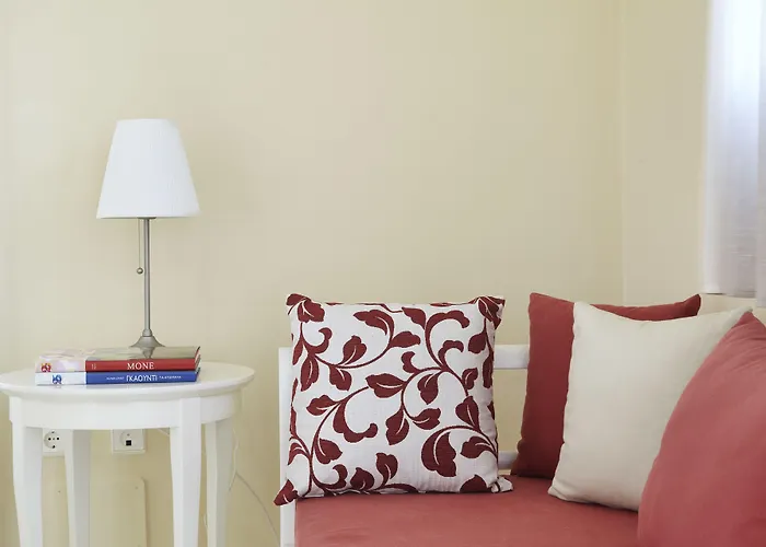 Kedros Aparthotel 4*