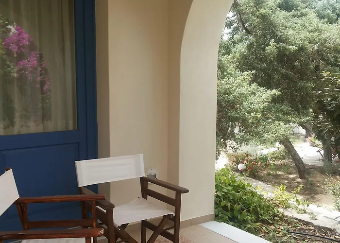 Aparthotel Kedros 4*